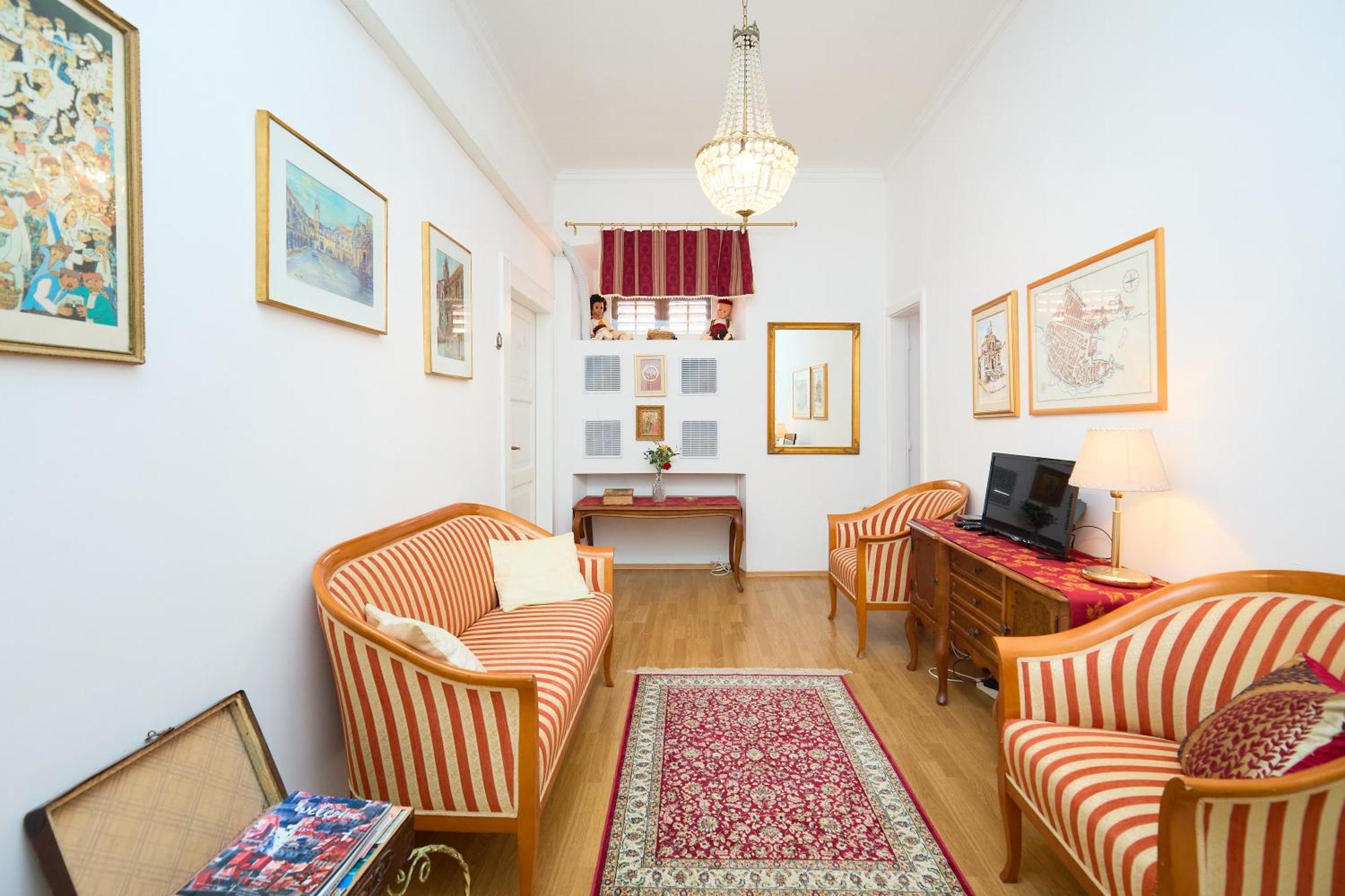Soul Of The Old Town, Prijeko Street Apartment Dubrovnik Luaran gambar