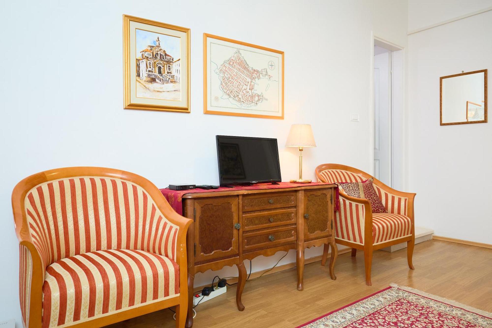 Soul Of The Old Town, Prijeko Street Apartment Dubrovnik Luaran gambar