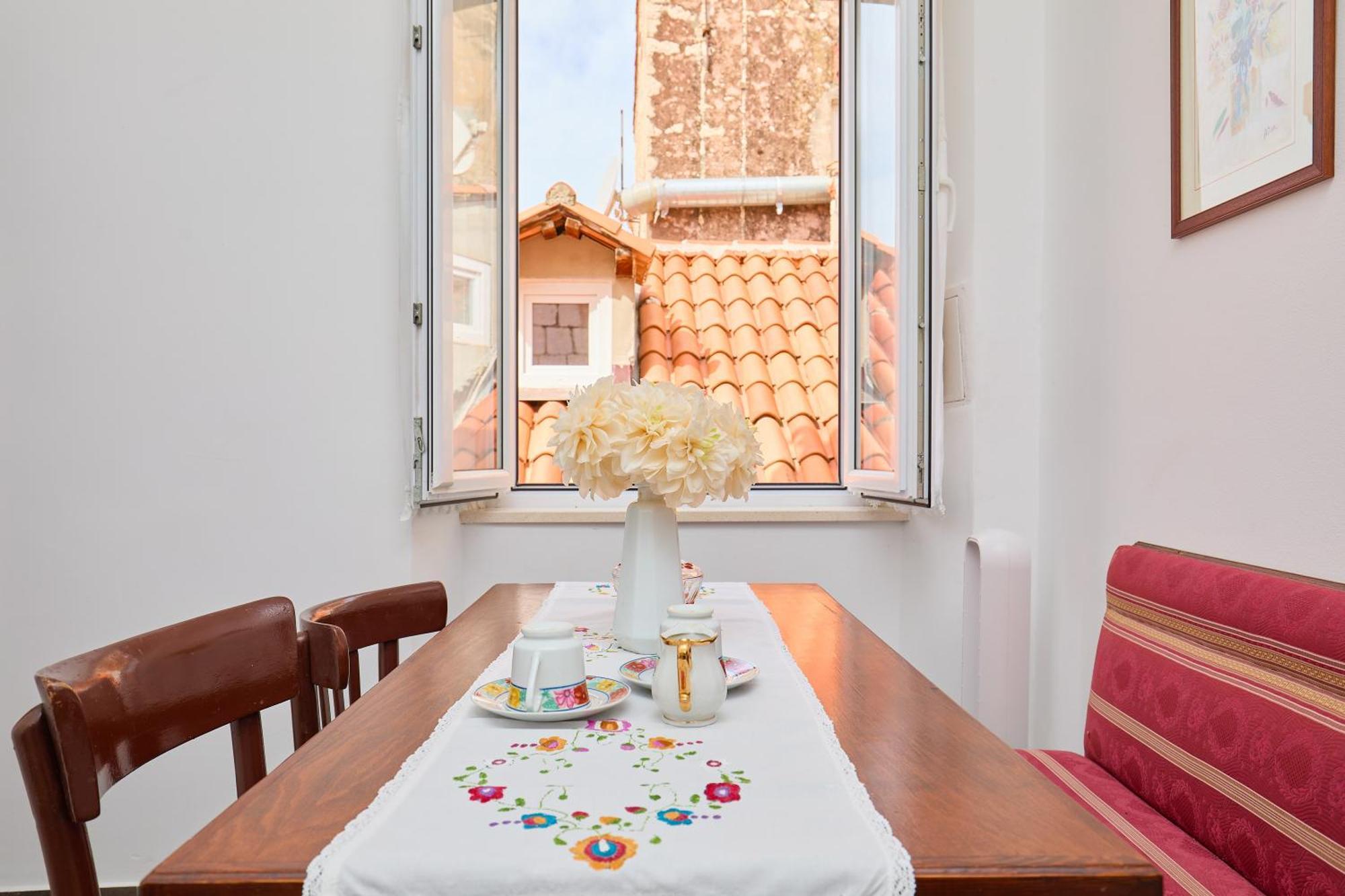 Soul Of The Old Town, Prijeko Street Apartment Dubrovnik Luaran gambar